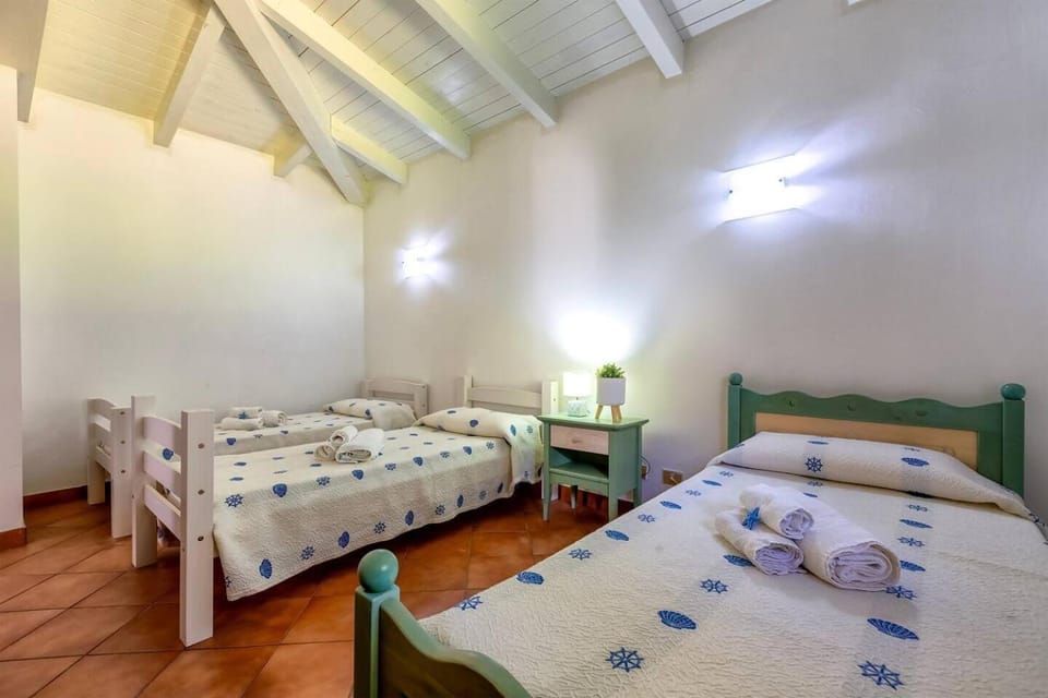 Villa Bianco & Blu - Piscina Privata Villa in Punta de su Torrione