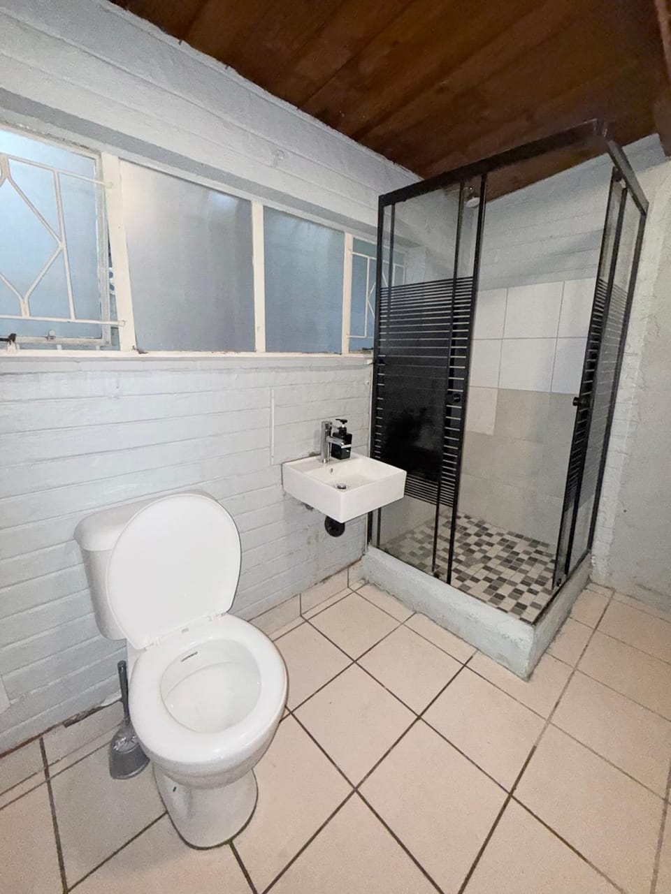 Gnostes Lodge Randburg Bed and Breakfast in Sandton