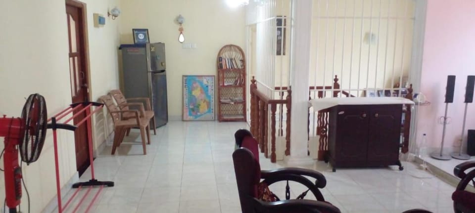 Anura home stay House in Wadduwa