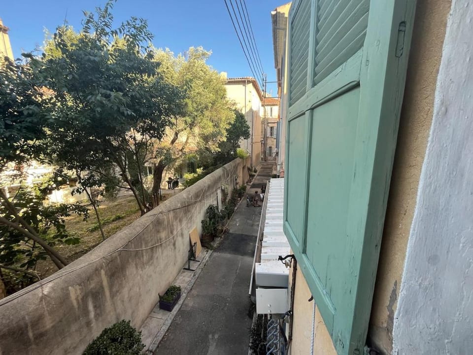 Agréable T2, plein centre, calme Apartment in La Ciotat