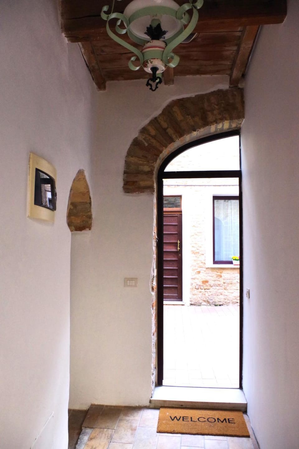 Facade/entrance