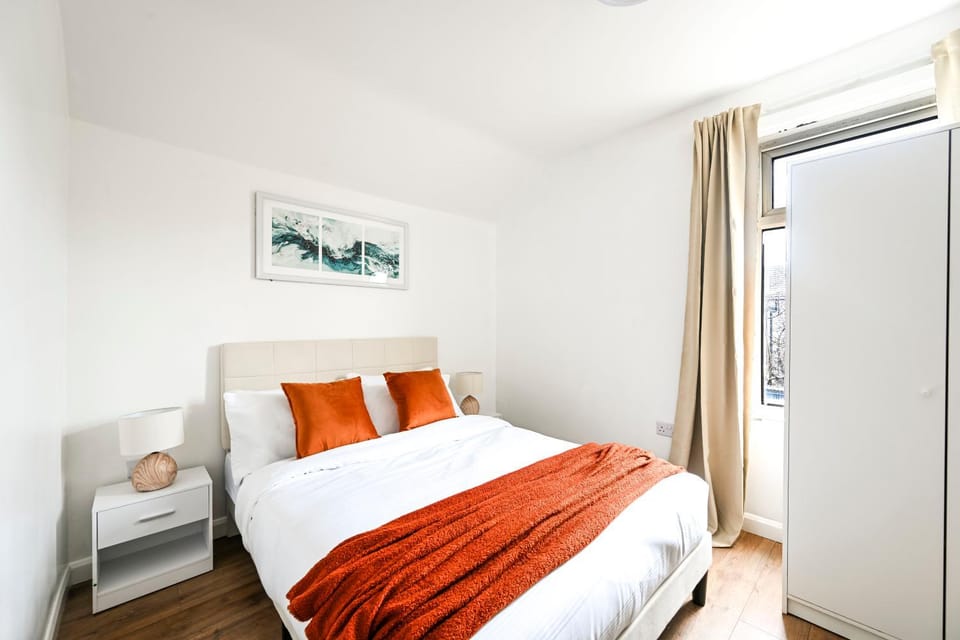 Bed, Bedroom, wardrobe