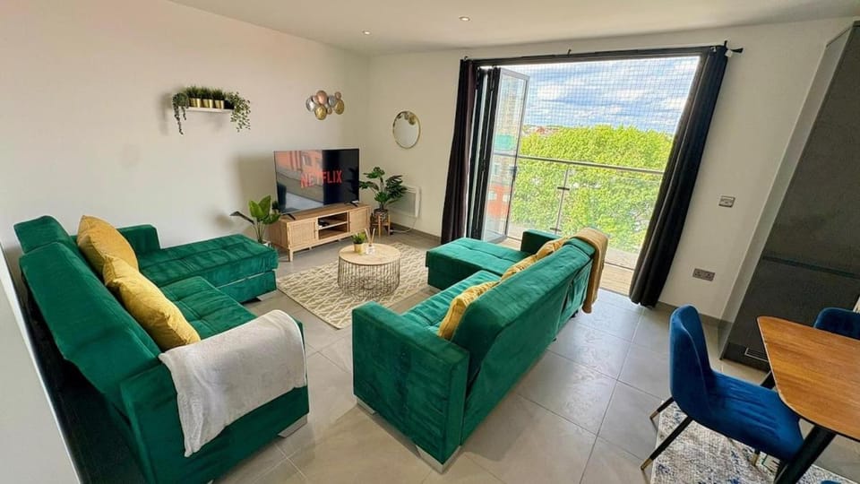 Lux 2 Bedroom Apartment at Central Chelsmford Apartment in Chelmsford