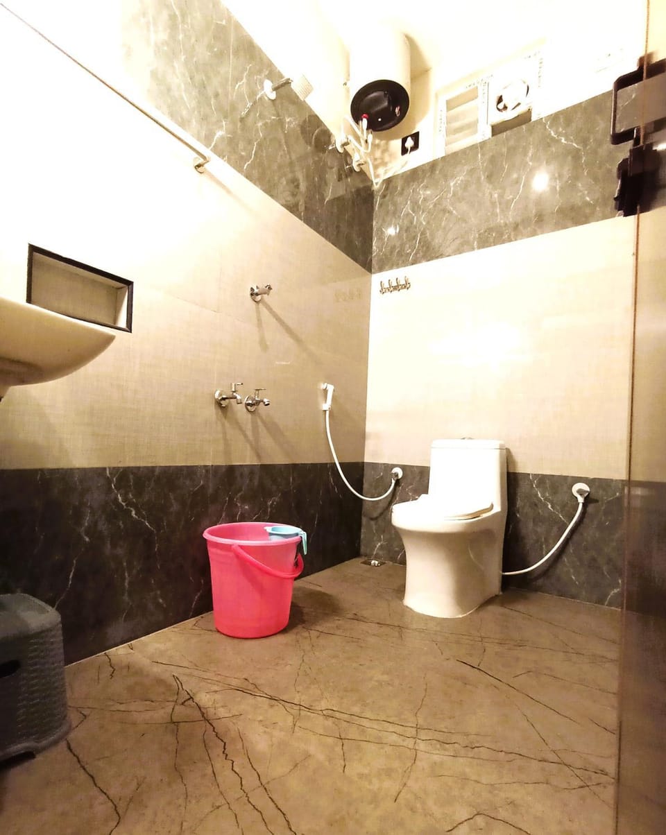 Toilet, Bathroom