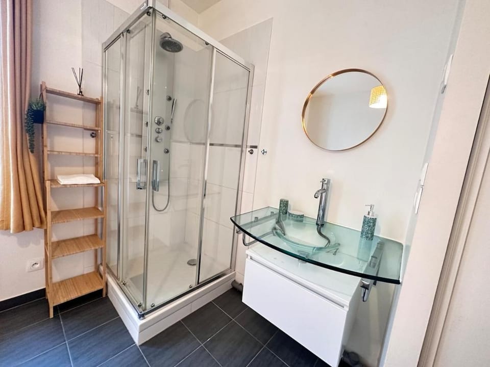 Thomas cocon paisible proche centre ville Apartment in Reims