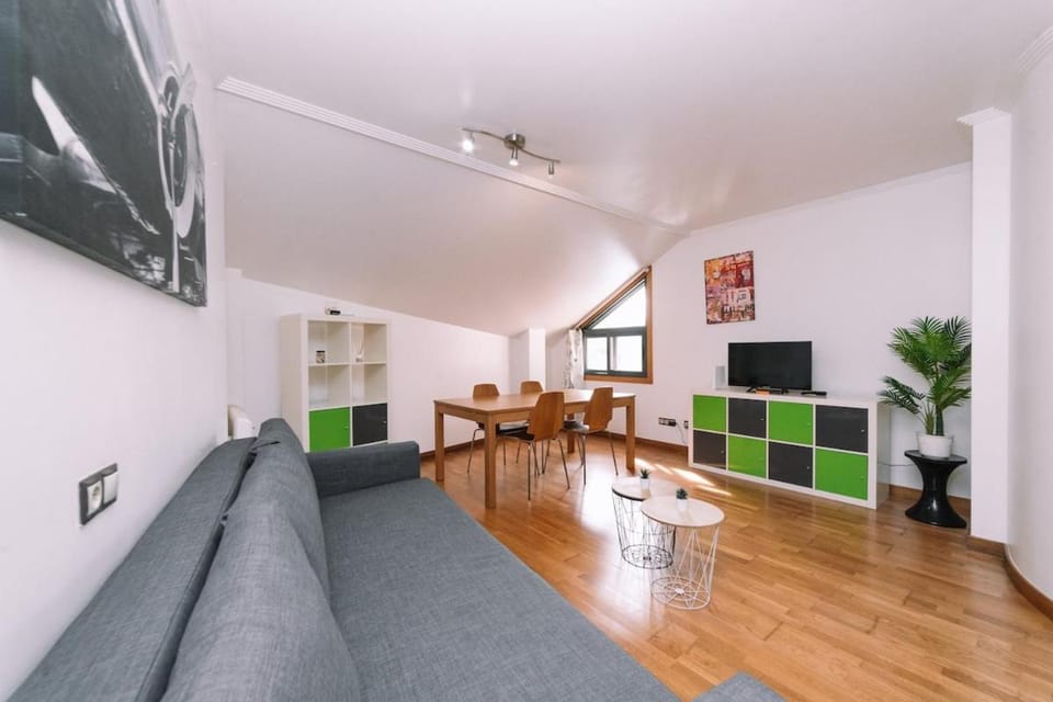 Confort junto al centro by CABANA Rentals Apartment in Vigo