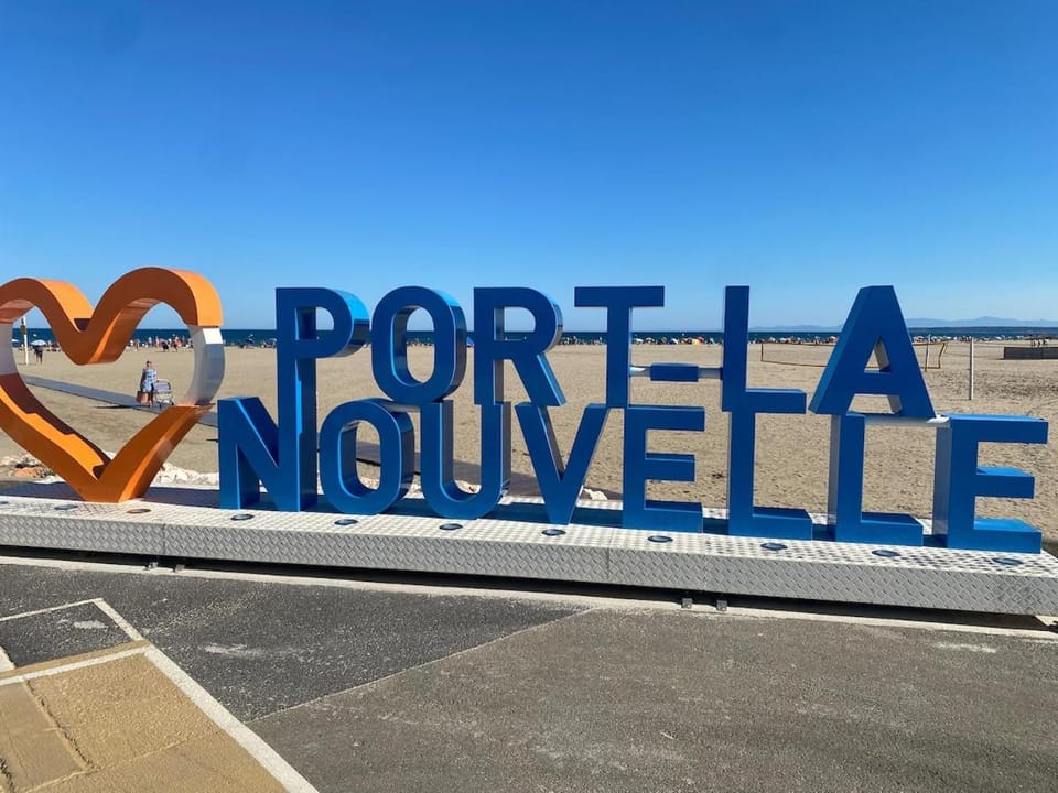Le grand Perouse - Air conditioning - Beach view - 4 people Apartment in Port-la-Nouvelle