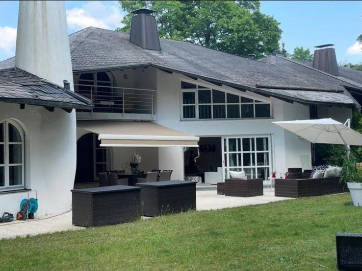 Großzügige Villa in Grünwald mit Alterscharme Villa in Bavaria