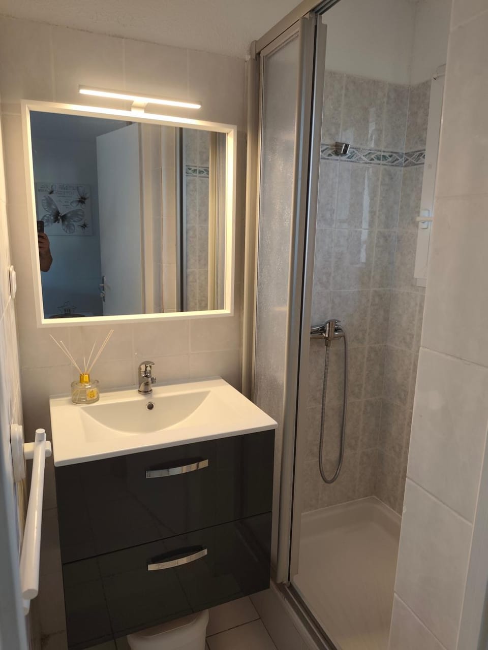 Shower, Bathroom