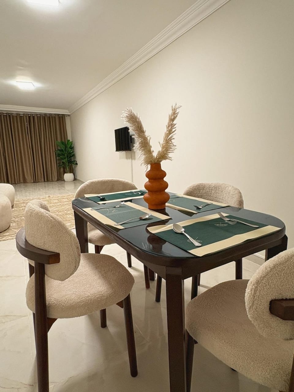 Entire Cozy Sea View Apartment - 2BR - 2BA Apartment in Alexandria