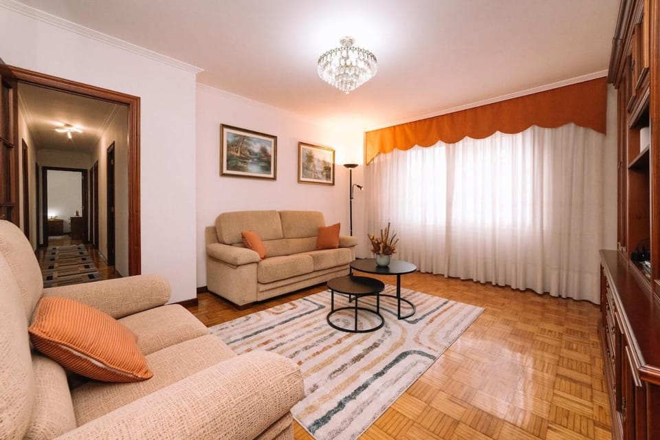 El piso de la abuela by CABANA Rentals Apartment in Vigo