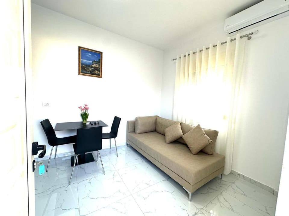 Taku Rooms Vlora Hotel in Vlorë