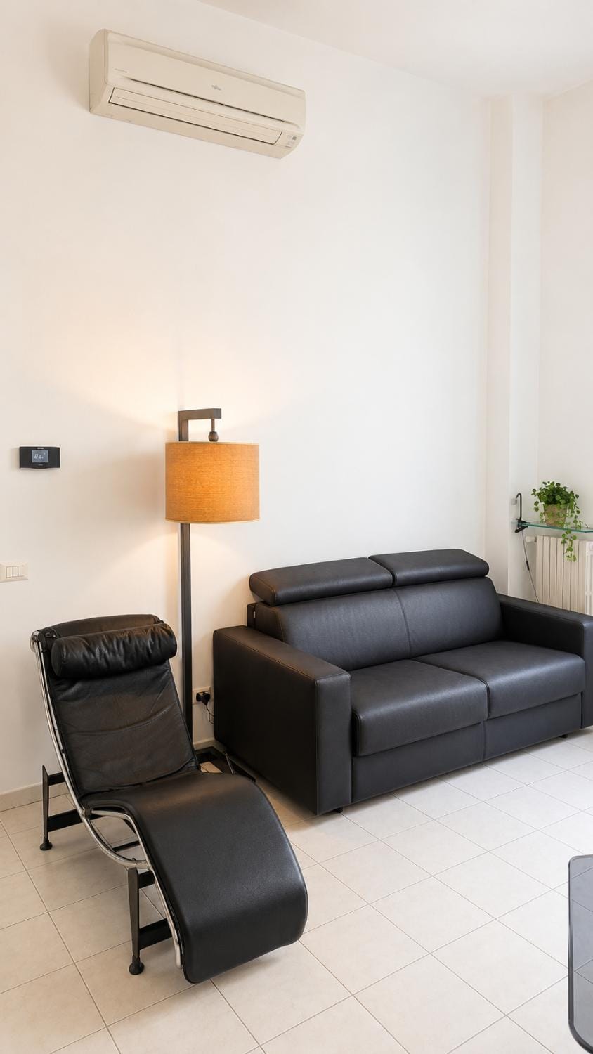 M28 Urban Loft Navigli Milano Wifi e AC Apartment in Milan