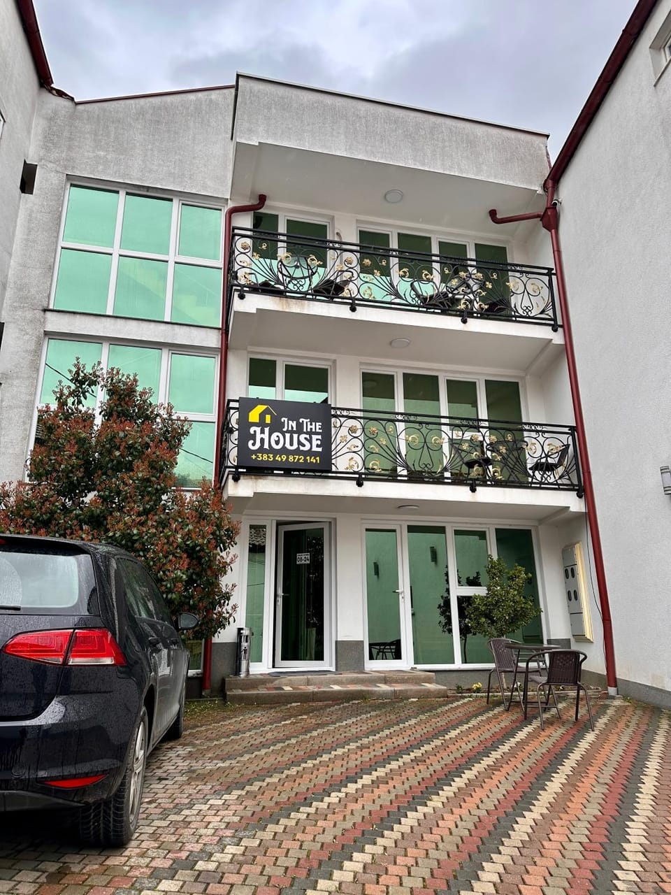 In The House Hostel Bed and Breakfast in Serbia