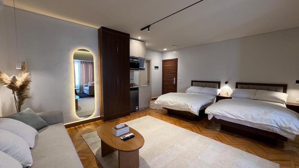 The Five - A04 with Sunrise, Sunset & City Views Apartment in Cairo