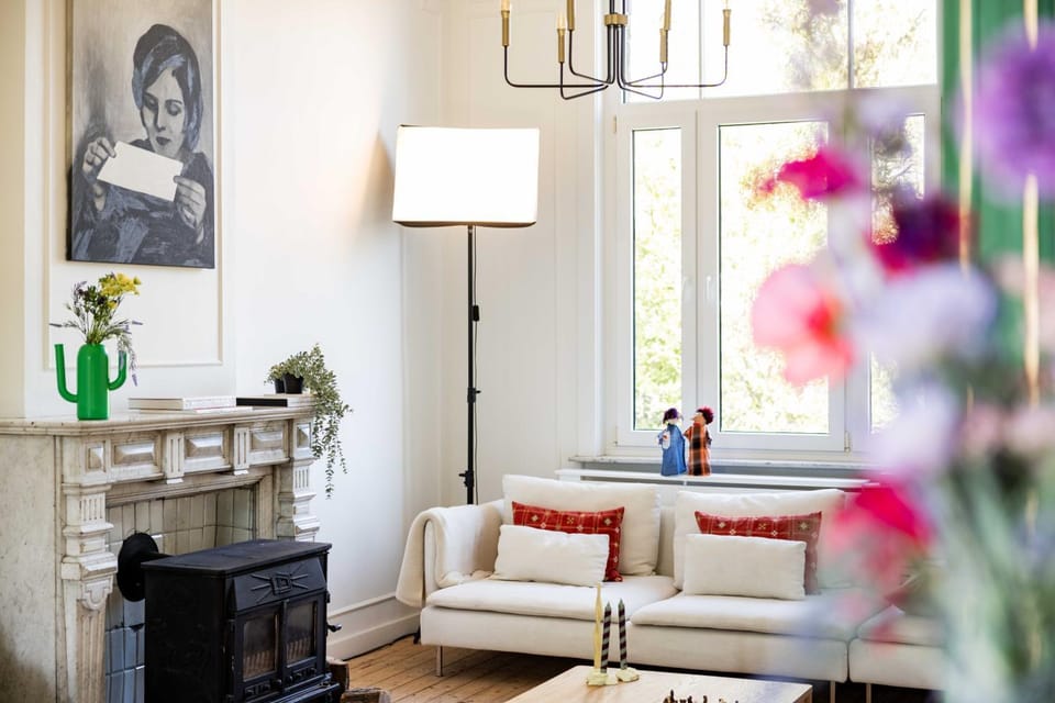 Living room, Decorative detail, Seating area, fireplace