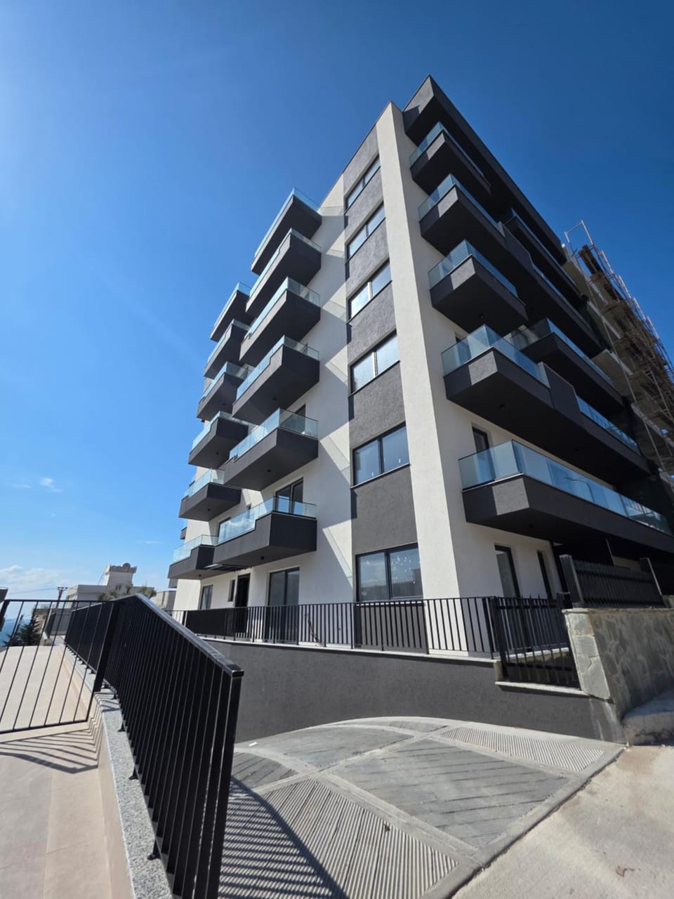 Lea Dream Coast Apartment in Sarandë