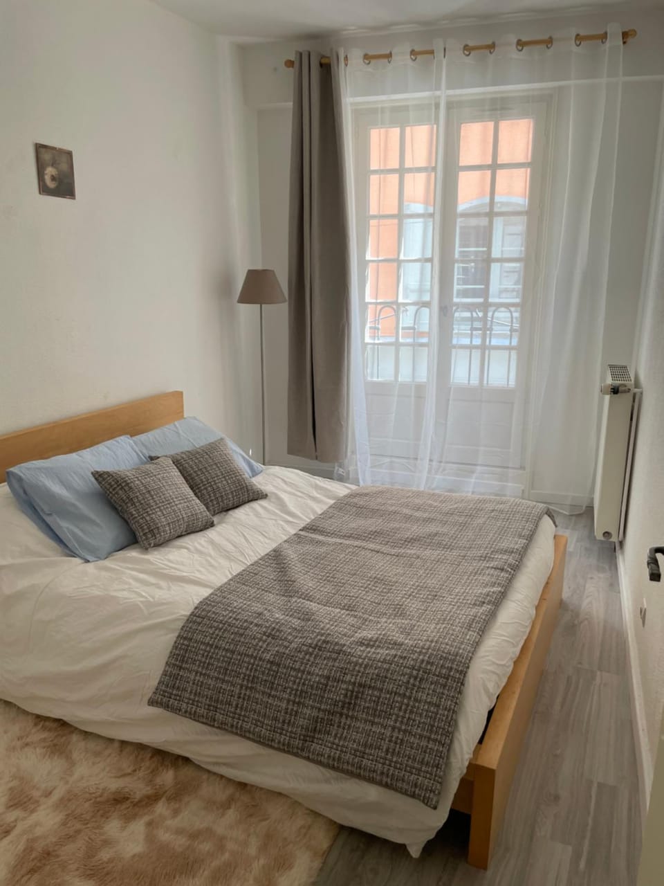 Sand Home Apartment in Auvergne-Rhône-Alpes