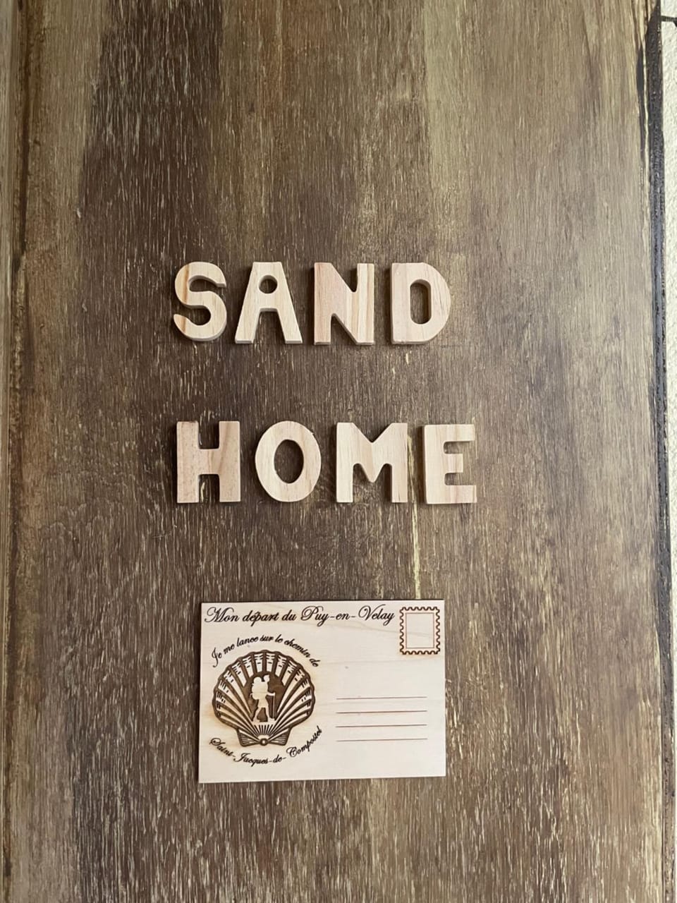 Sand Home Apartment in Auvergne-Rhône-Alpes