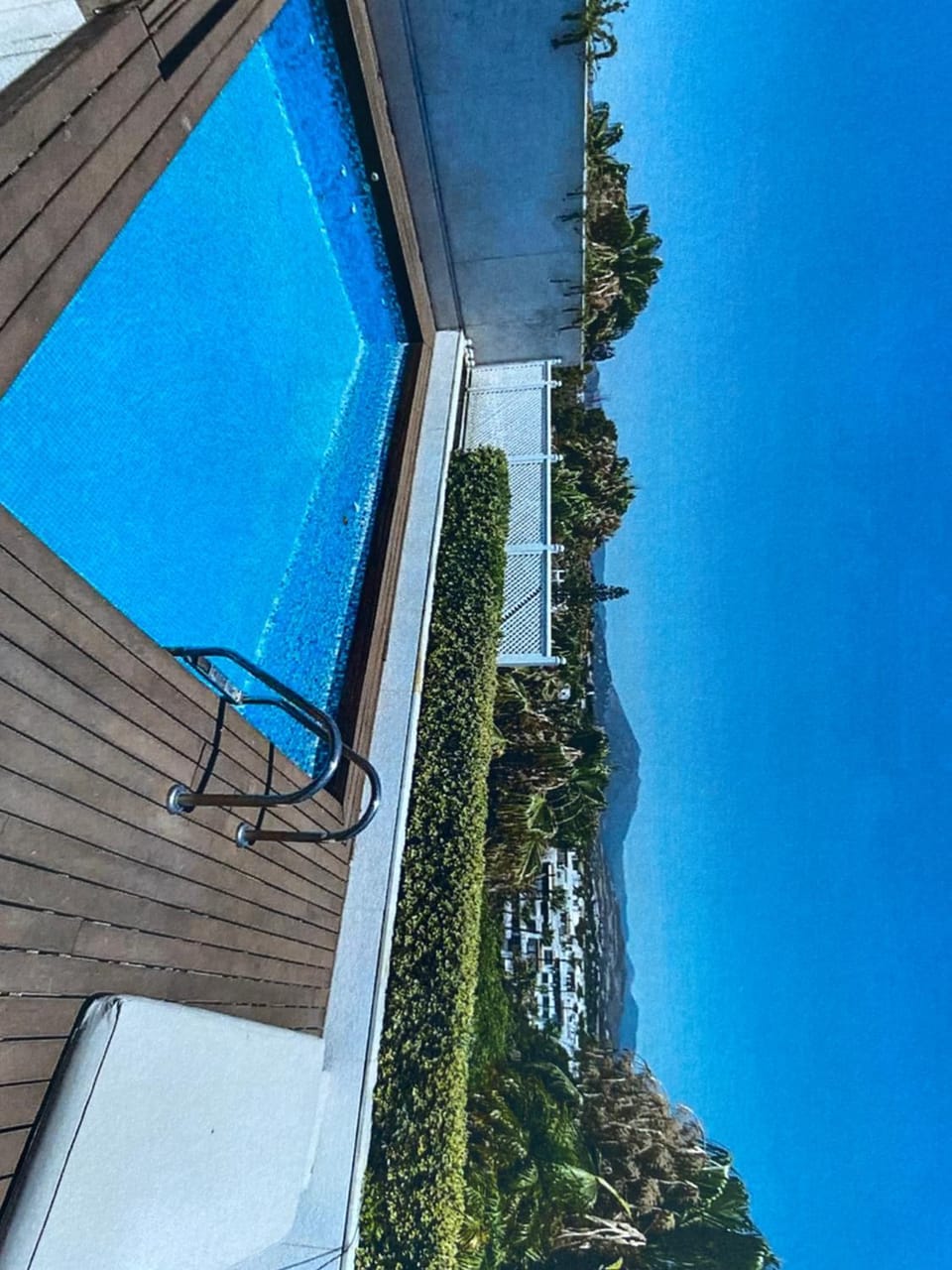 Puerto Banus views and pool Penthouse Vio Bed and Breakfast in Marbella