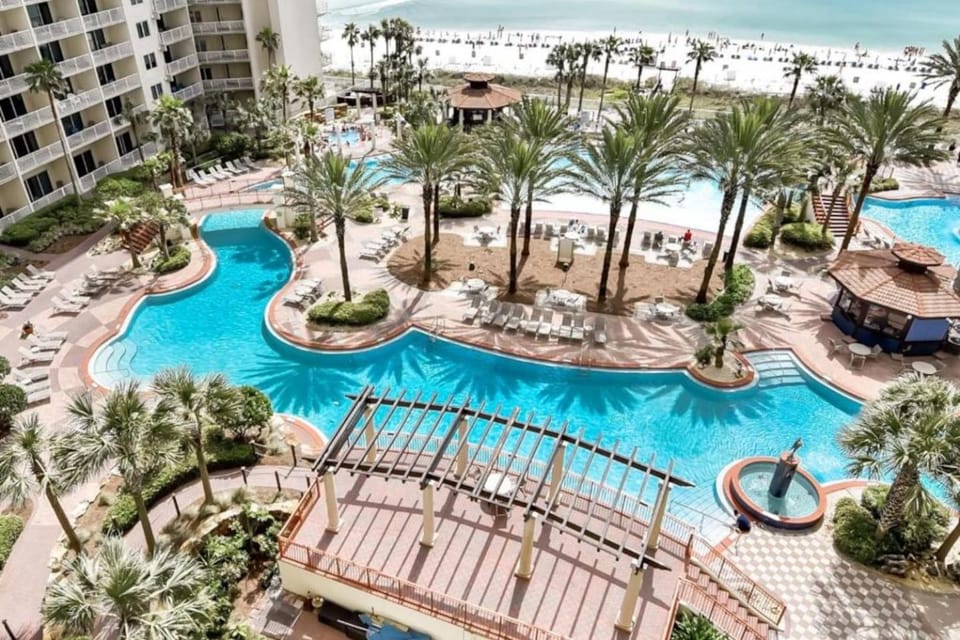 Balcony/Terrace, Sea view, Swimming pool