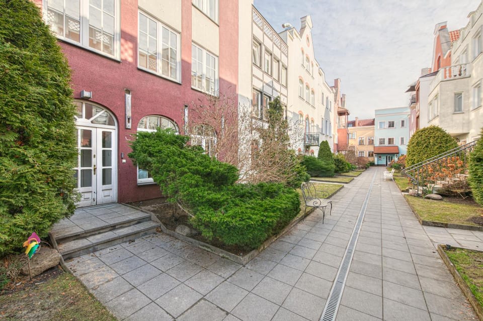 Inner courtyard view