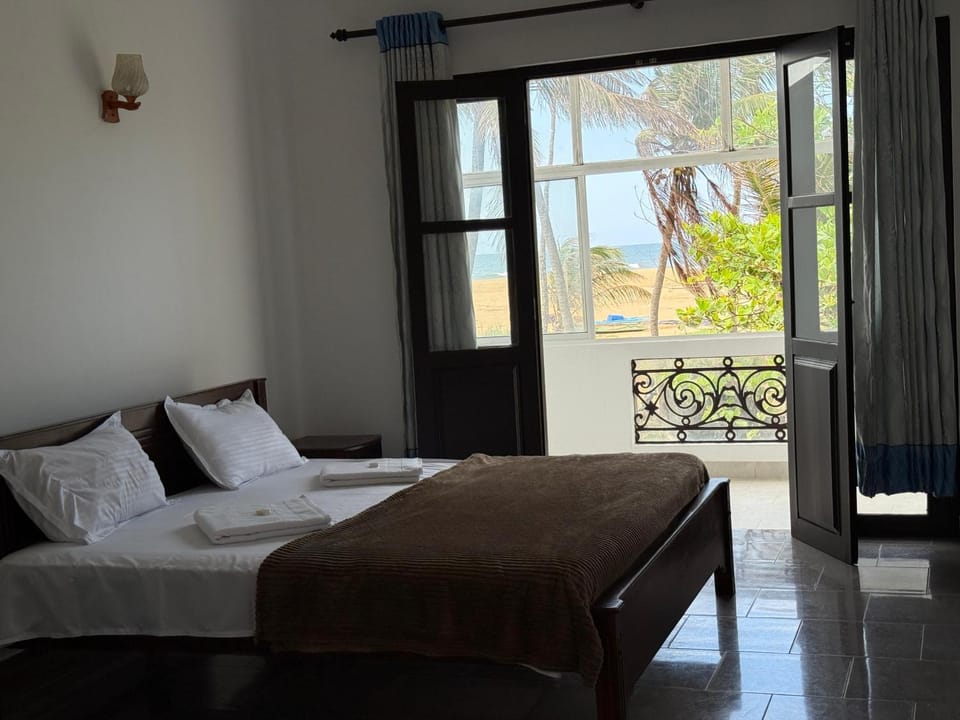 The Blue Moya Resort & Restaurant Resort in Negombo