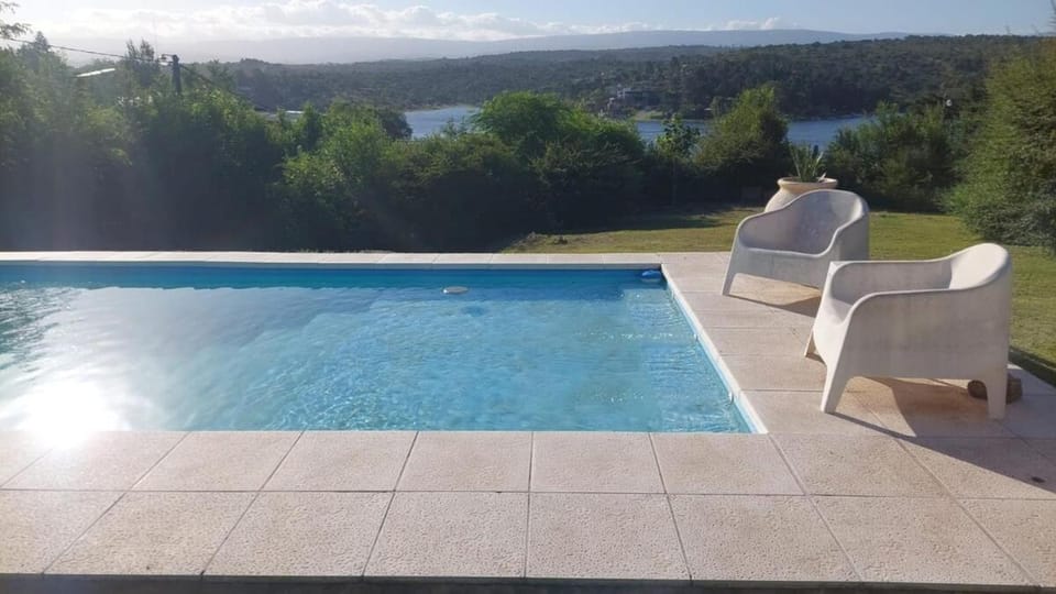 Casa del Lago House in Cordoba Province