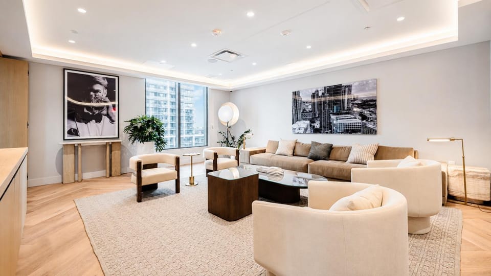 Property building, Seating area