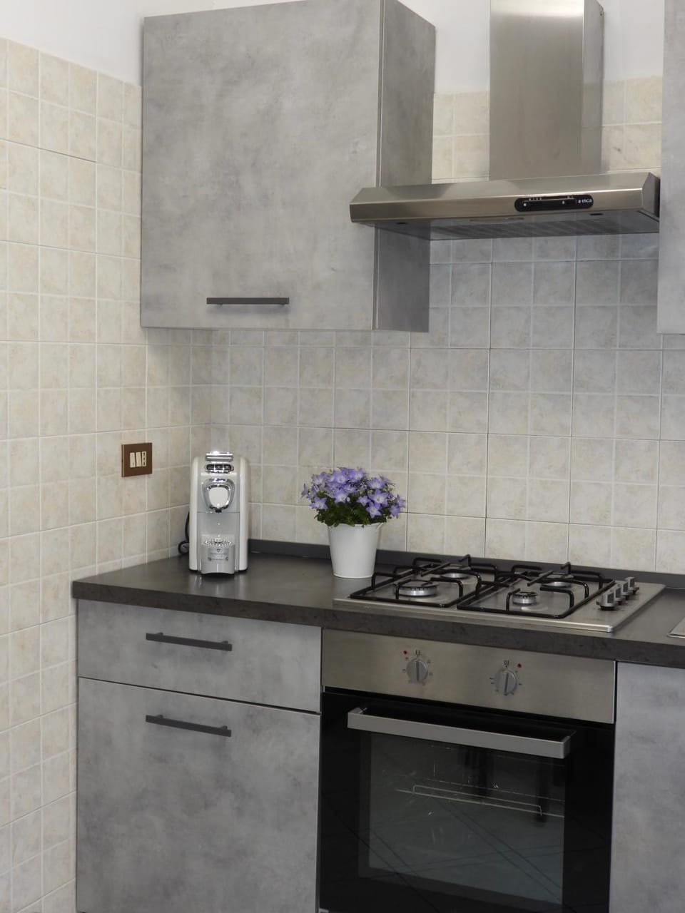 Kitchen or kitchenette, kitchen