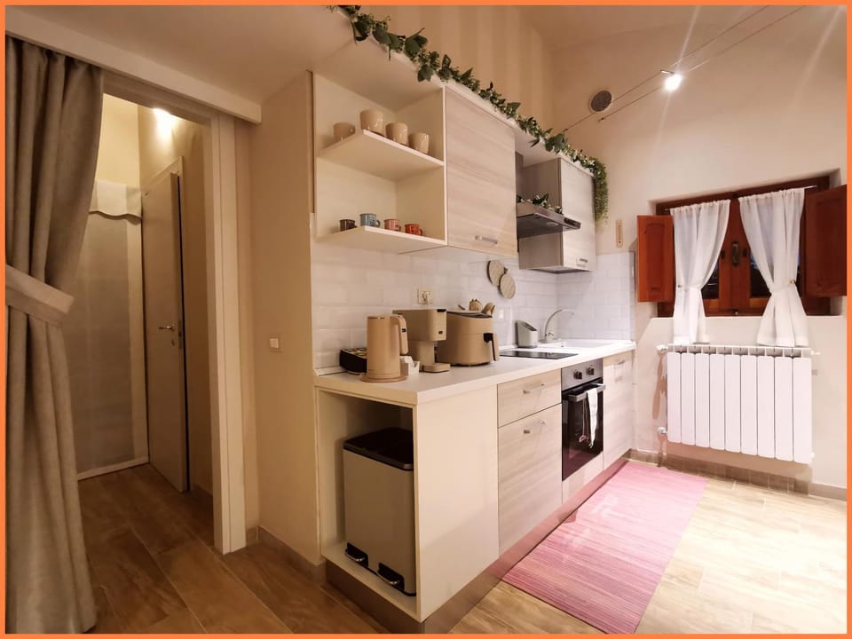 Kitchen or kitchenette, Kitchen or kitchenette, stove