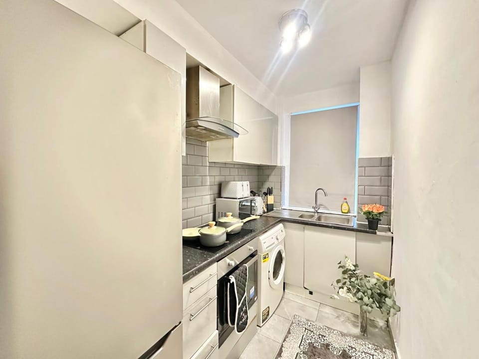 Kitchen or kitchenette, pet friendly
