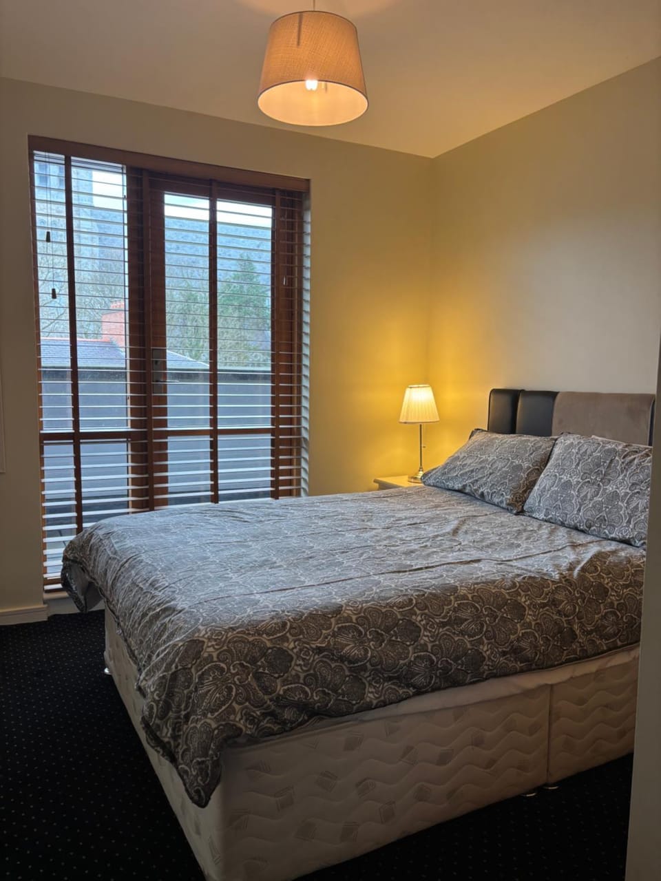 Courthouse View Penthouse 1 Apartment in Clifden