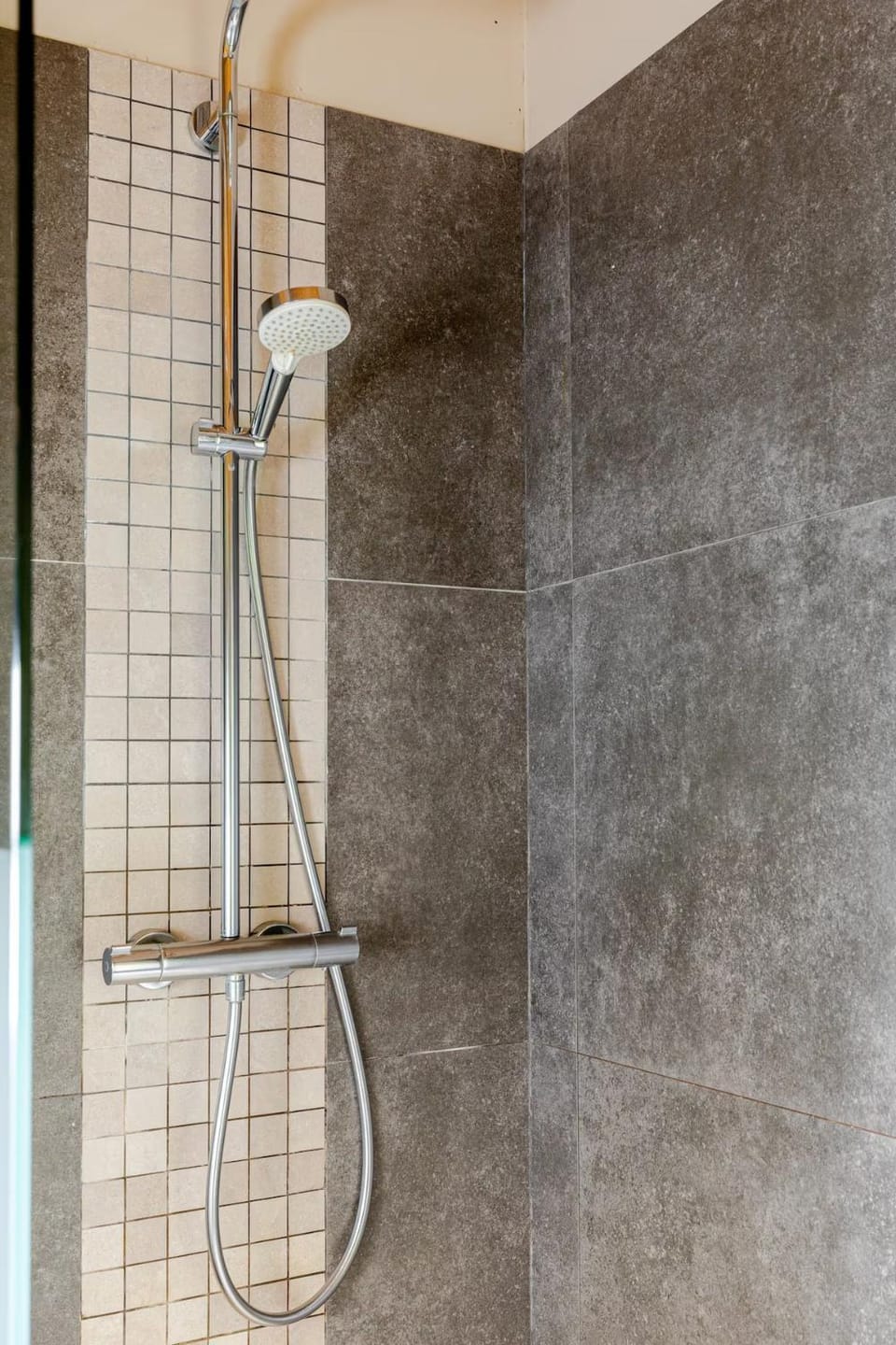 Gezellige woning met ruime tuin & sauna - 4 pers House in Flanders