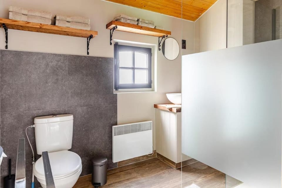 Gezellige woning met ruime tuin & sauna - 4 pers House in Flanders