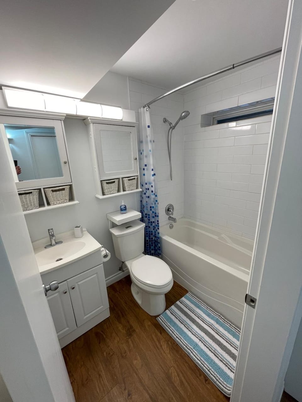 A little slice of paradise! White Rock BC Apartment in White Rock