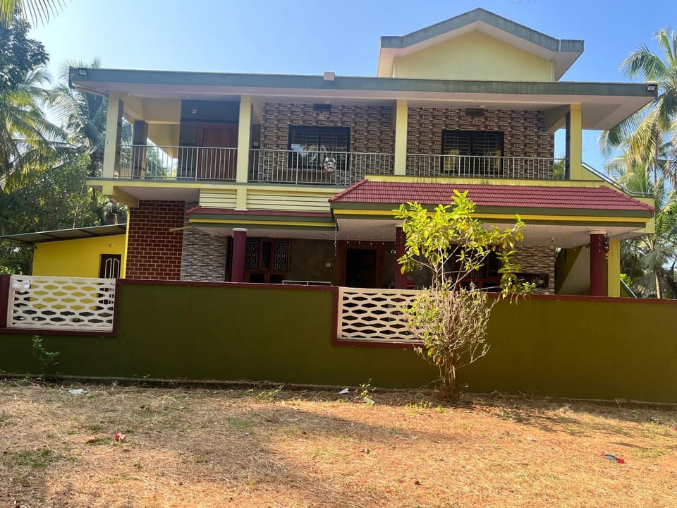 Lake View Farm Stay in Karnataka