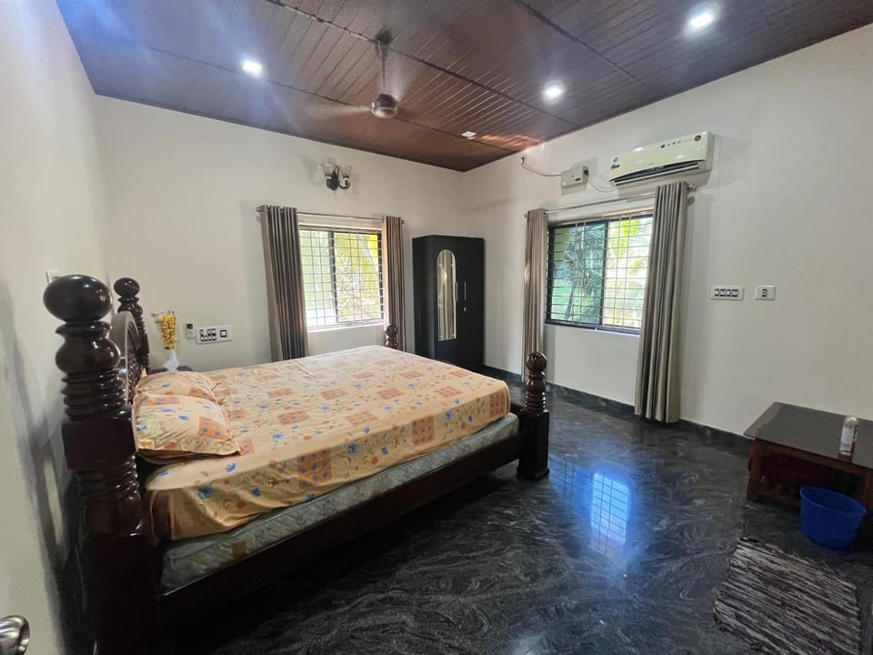 Lake View Farm Stay in Karnataka