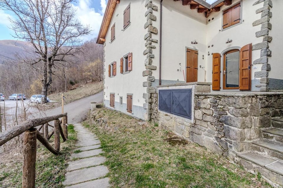 Property building, Spring, Natural landscape, Mountain view
