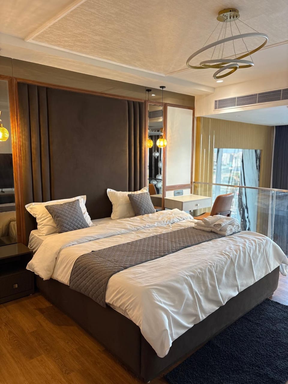 Lapstay LOFT0812 Duplex City View Apartment in Gurugram