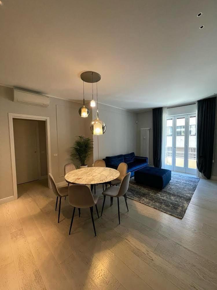 Suite Milano Duomo - Luxury Apt Apartment in Milan