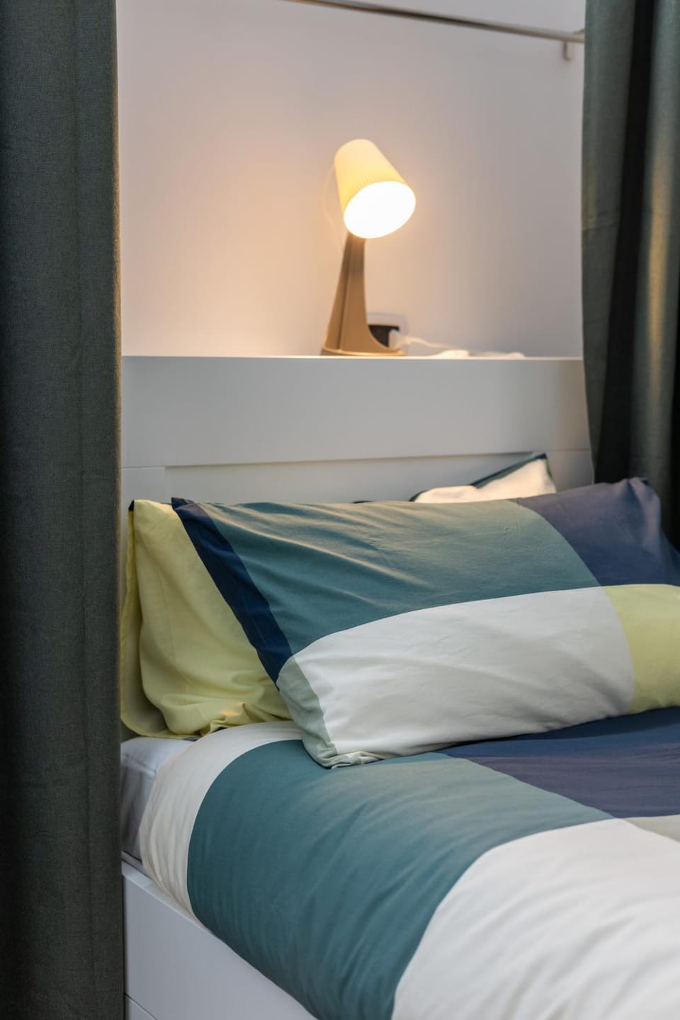 Elegante Stanza in Centro - New York Room Bed and Breakfast in Cinisello Balsamo