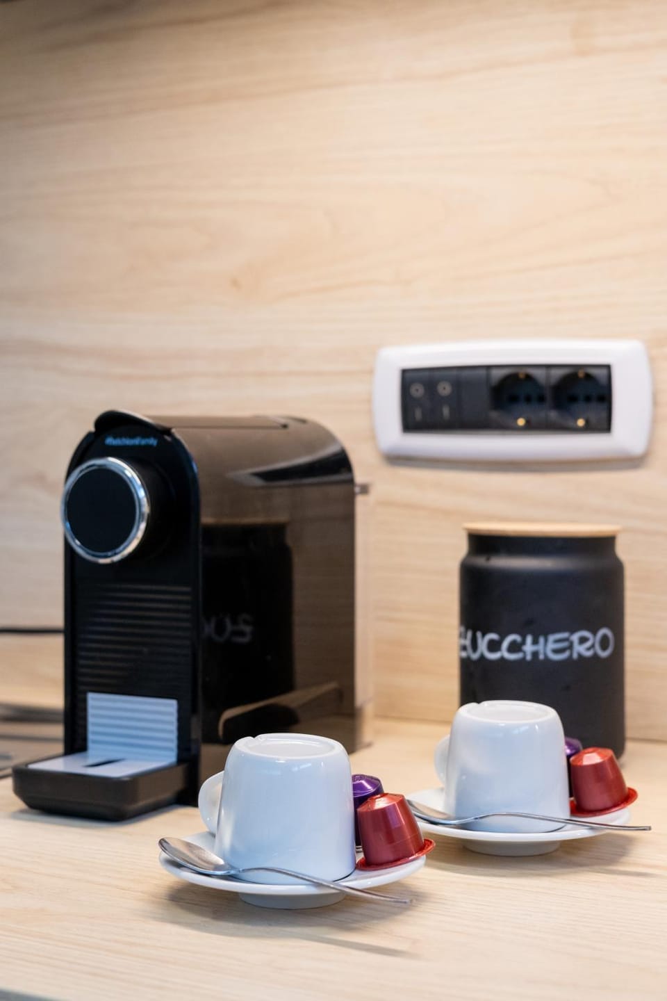 Elegante Stanza in Centro - Tokyo Room Bed and Breakfast in Cinisello Balsamo