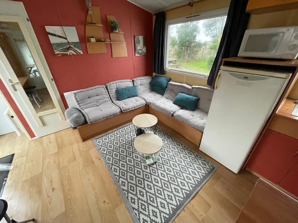 Mobile Home de 4 à 6 personne à 5 min de la plage House in Nouvelle-Aquitaine