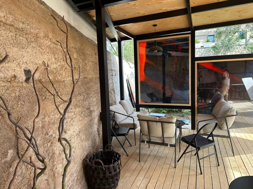 Azat - Toon Hotel in Armenia
