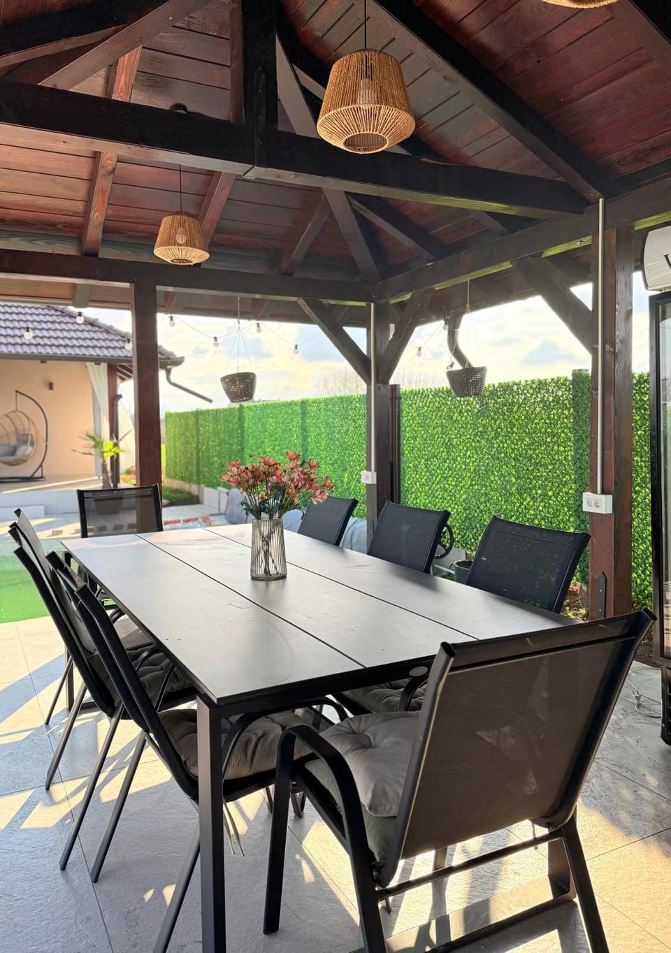 Vikendoria Pool House & Events House in Novi Sad