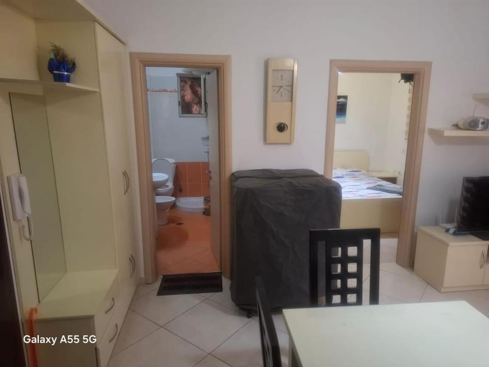 Ognen apartment-Sea view Villa in Sarandë