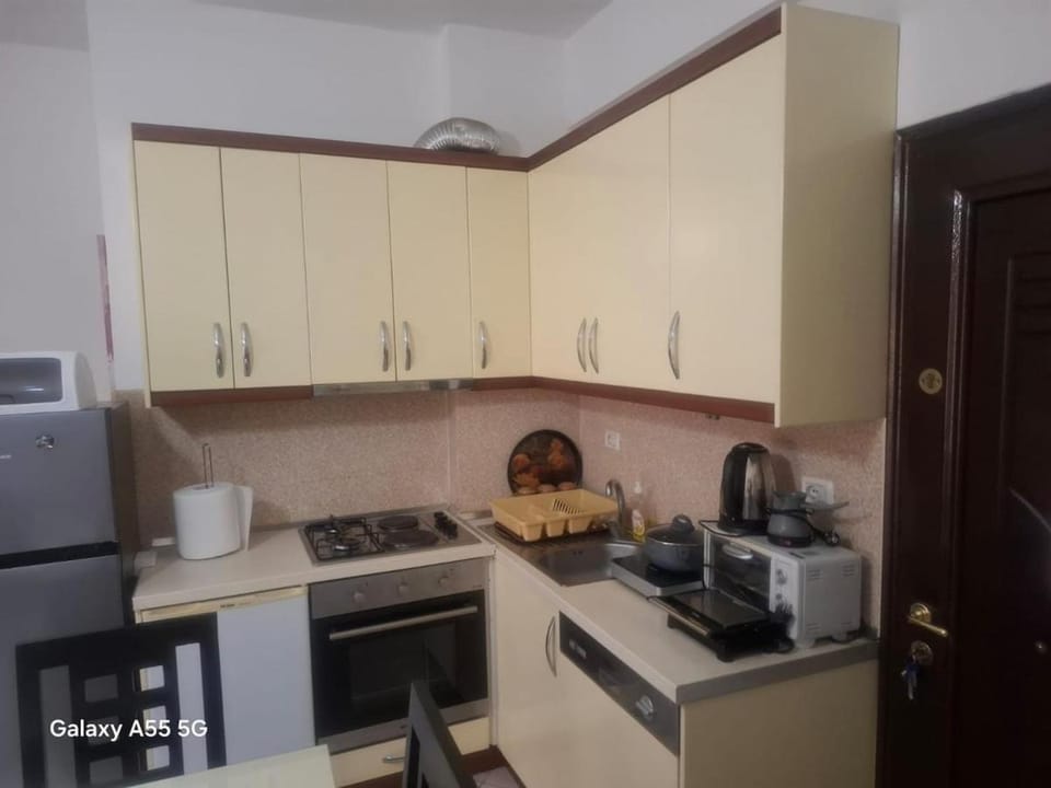 Ognen apartment-Sea view Villa in Sarandë