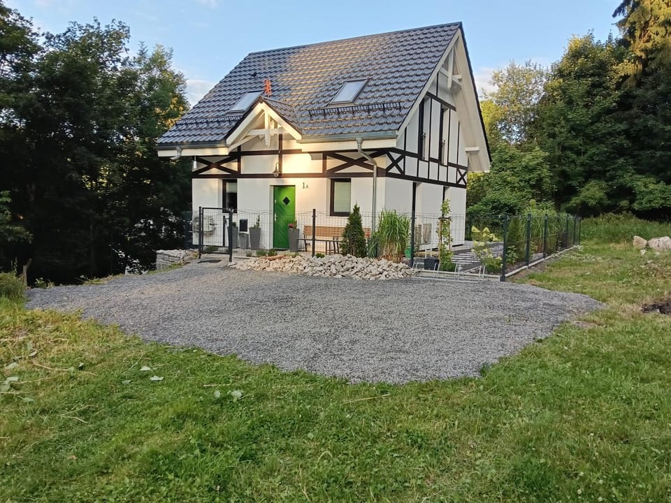 Property building, Day, Garden