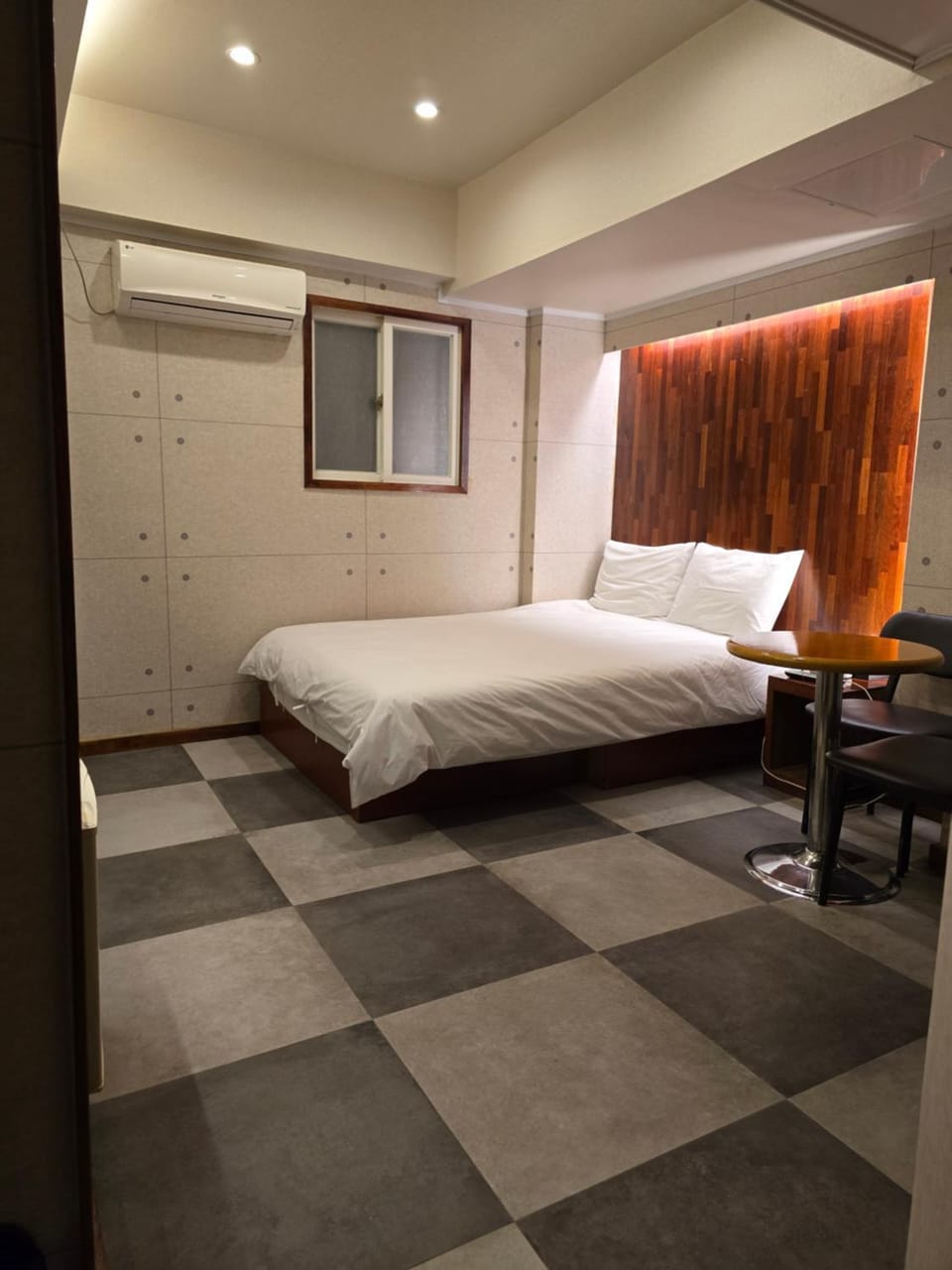 a 모텔 Motel in Seoul
